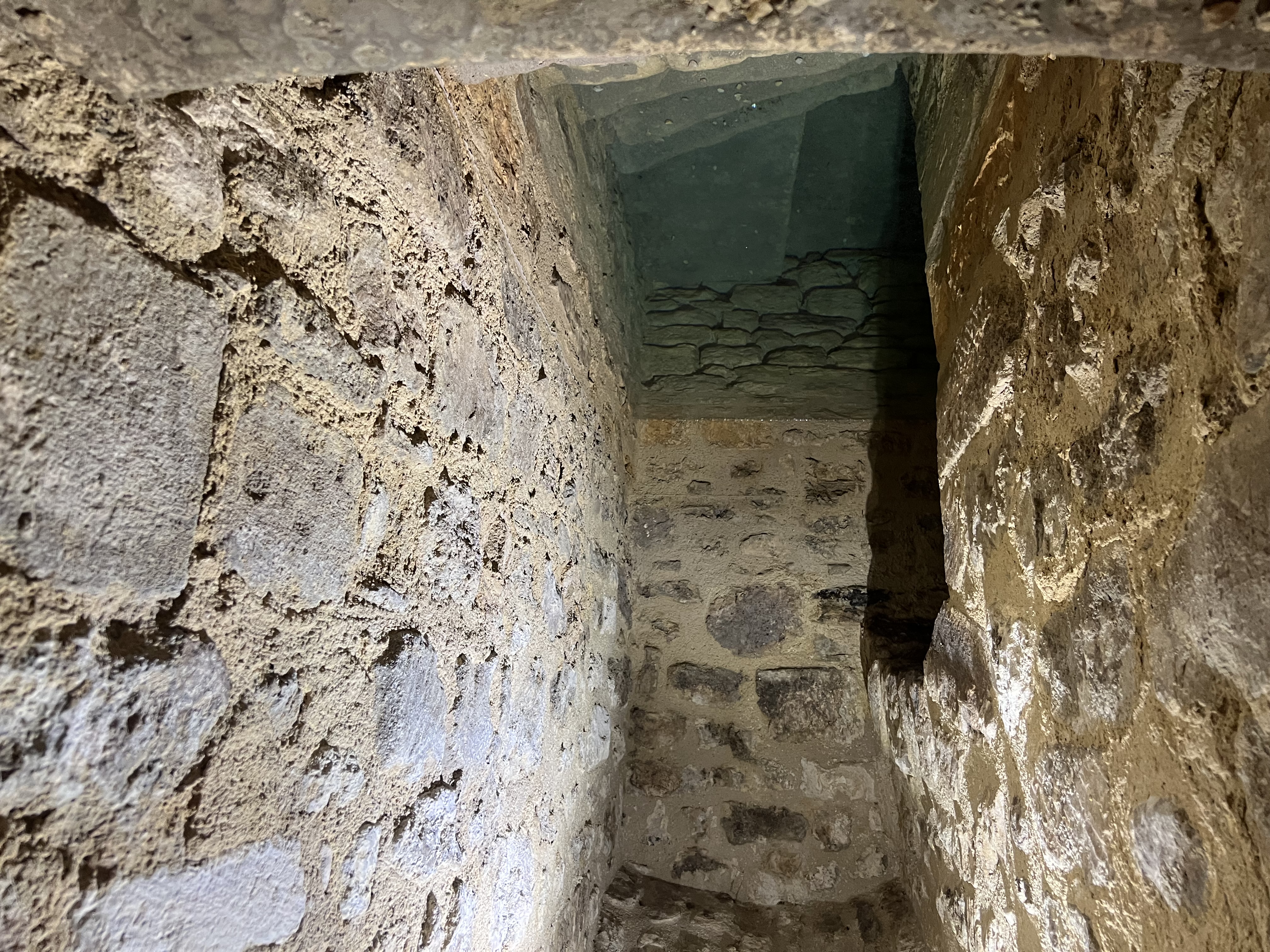 Pernes-les-Fontaines — Route des Juifs du Pape