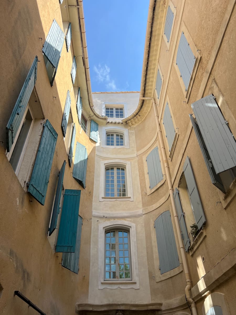 Immeuble Beaucaire à L’Isle-sur-la-Sorgue